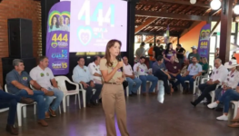 Gracinha Caiado no interior ok21300 por 867