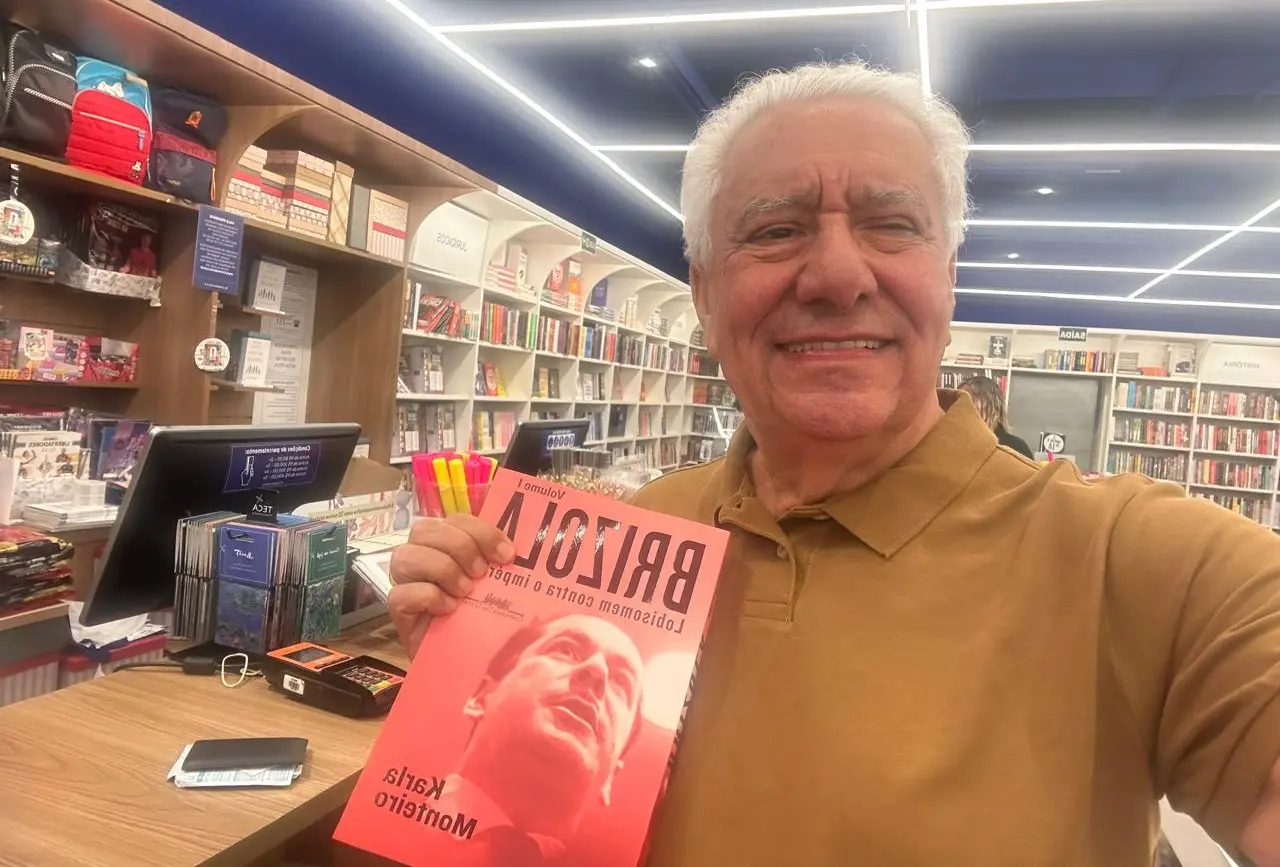Vilmar Rocha e o livro de Brizola 1280 por 867