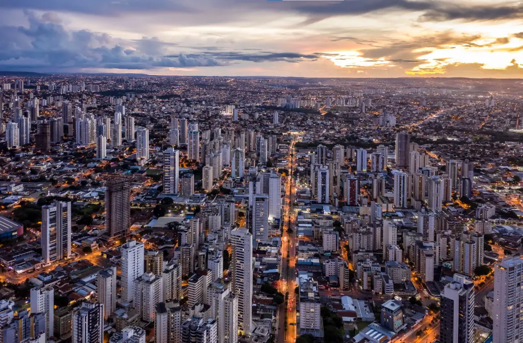 Quando a cidade cresce, quem planeja o futuro?