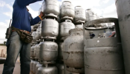 natural-gas-of-oil-picture-id1217810255