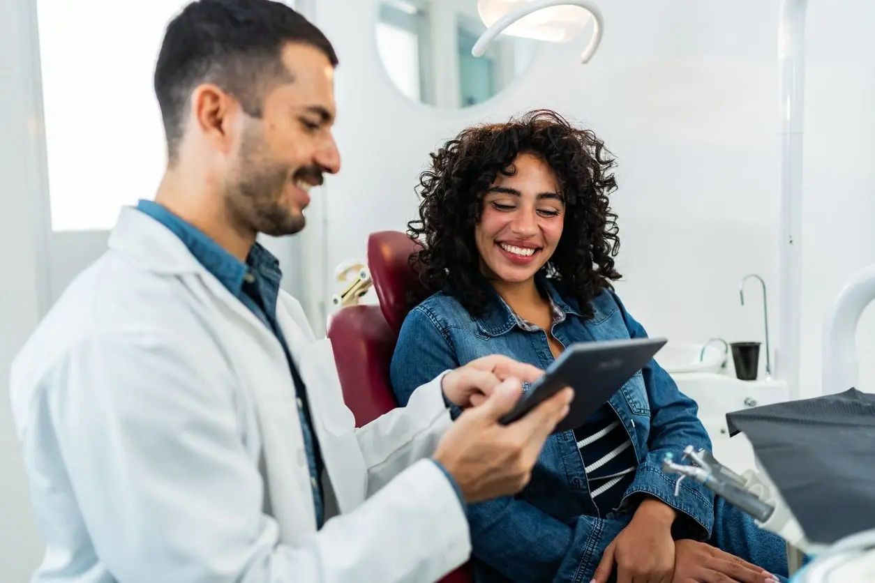 Mounjaro, Ozempic e botox: veja quais procedimentos e medicamentos dentistas podem indicar