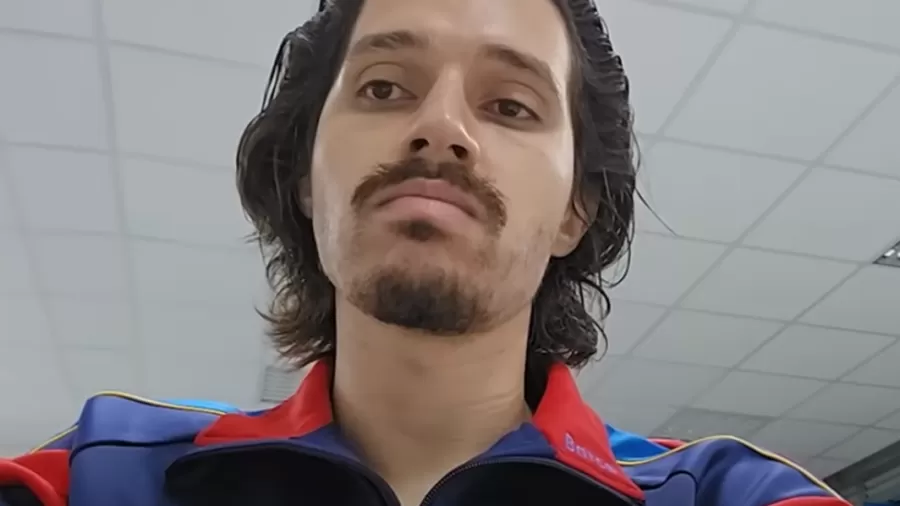 1790593913-o-youtuber-wilker-leao-1742845773929_v2_900x506-png.webp