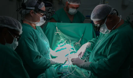 cirurgia_no_imip._credito_igos_toscano._imip.jpg