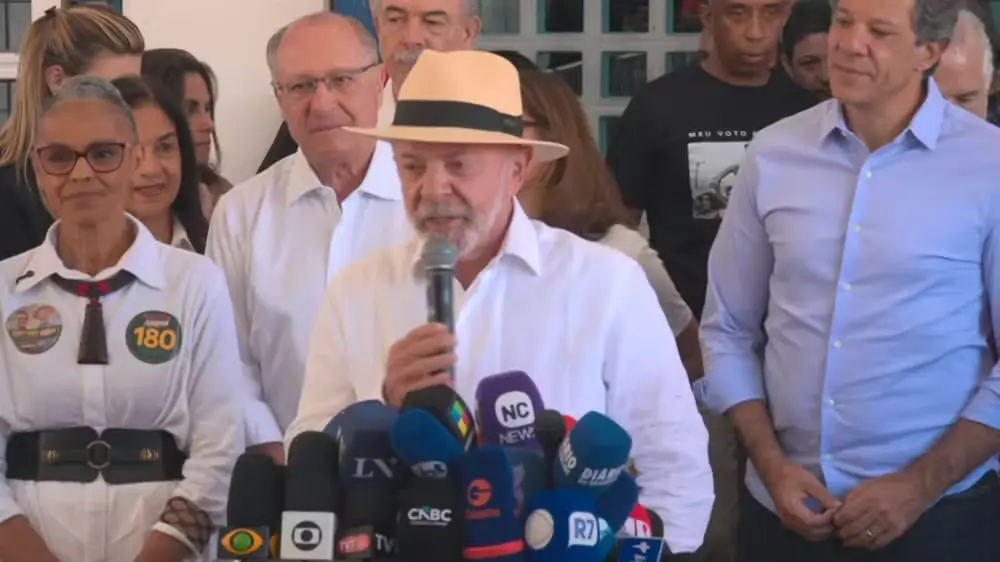 hn-geral-coletiva-votacao-lula-20261004-0806-frame-128662.jpeg