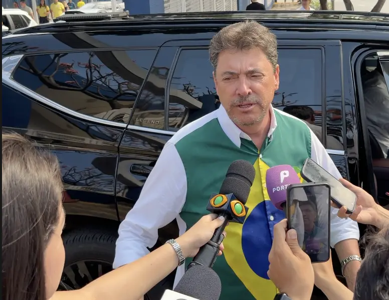 “A pesquisa em que nós acreditamos é essa de hoje à tarde”, diz Wilder Morais após votar em Goiânia