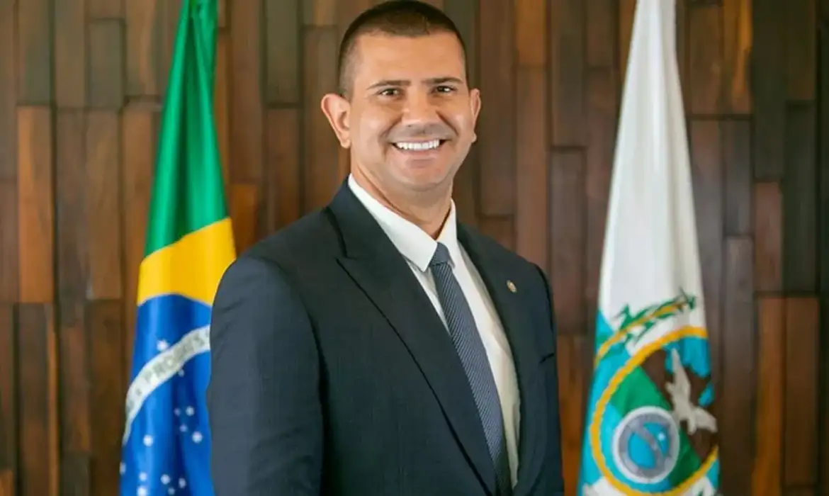 TSE anula votos de Garotinho e abre caminho para vitória de Douglas Ruas no primeiro turno no Rio