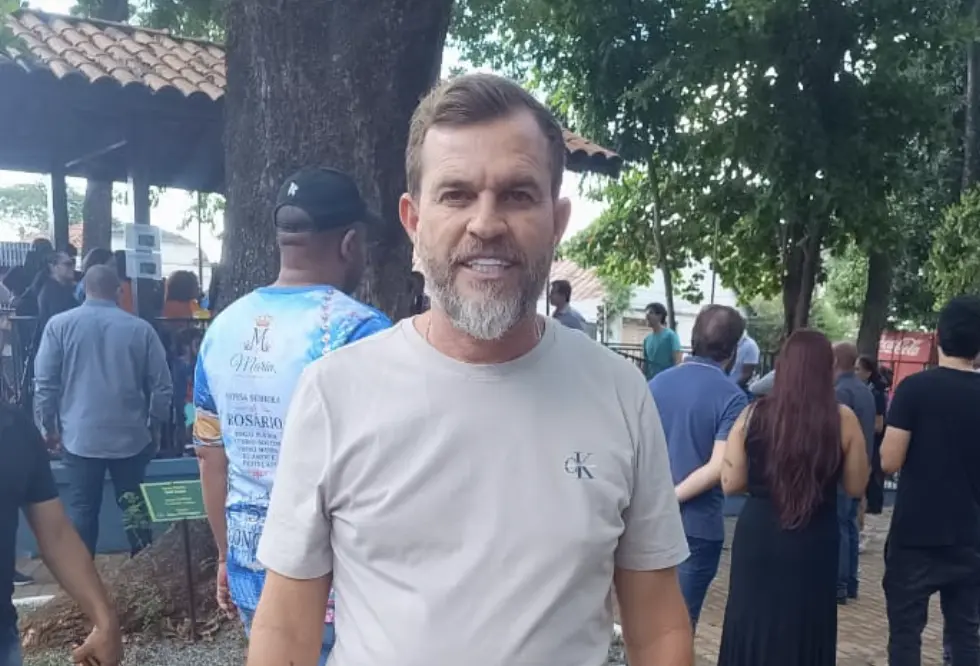“Vamos ter os 37 votos”, diz Pedro Azulão Jr. ao prever eleição unânime de Thialu Guiotti à presidência da Câmara de Goiânia