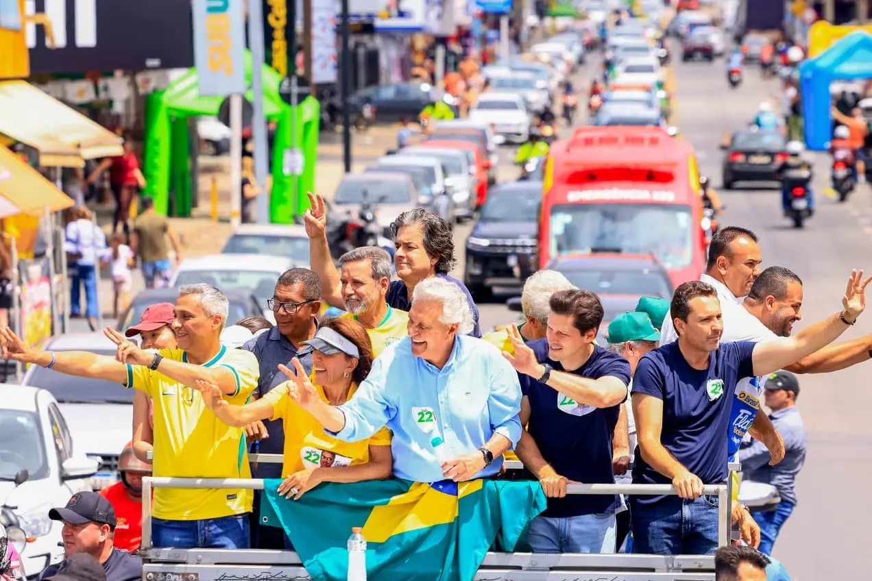 “O Brasil precisa passar por uma mudança”, diz Daniel Vilela em ato por Flávio Bolsonaro em Goiás