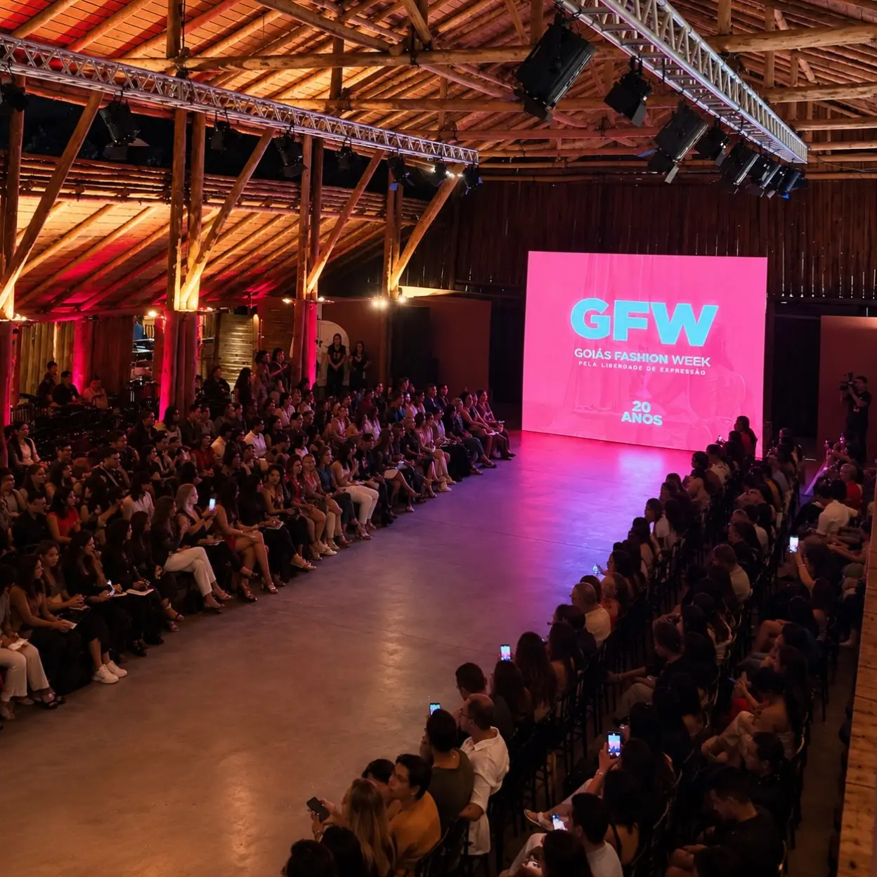 Goiás Fashion Week reúne marcas e estilistas em Goiânia com desfiles e entrada gratuita