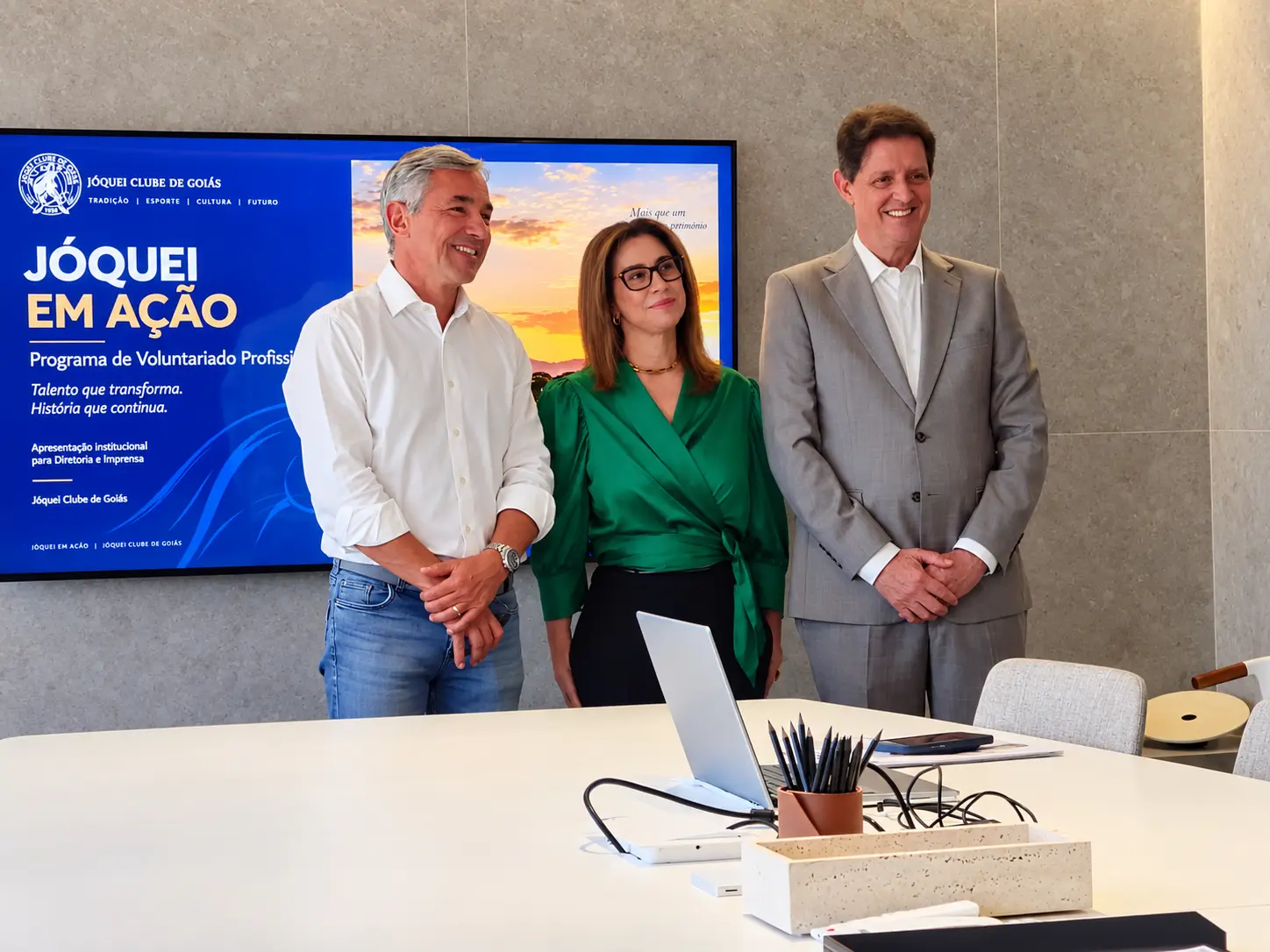 1792598078-apresentacao-institucional-no-joquei-clube.webp