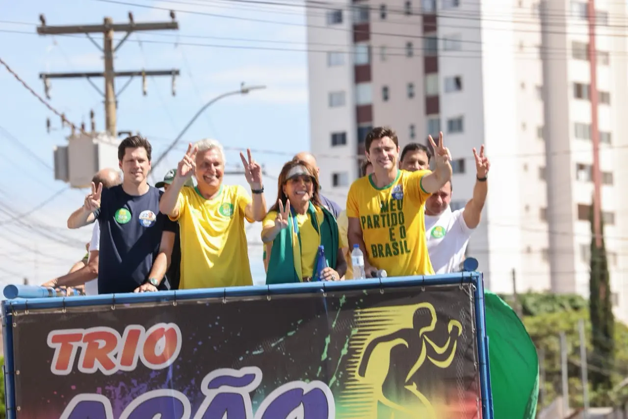 Caiado e Daniel Vilela encerram campanha de Flávio Bolsonaro em Goiás com atos em Goiânia e Luziânia - Foto