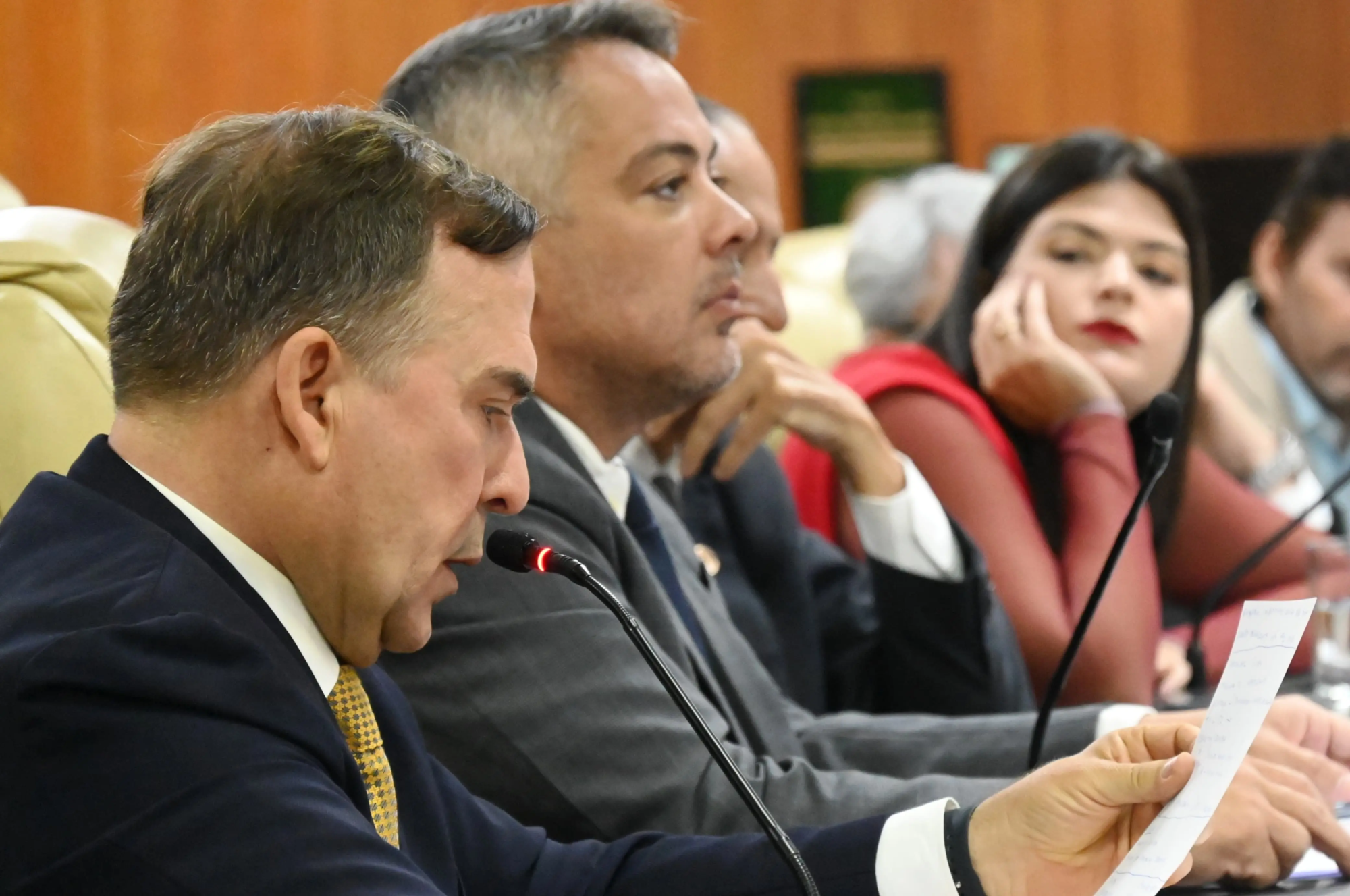 Mabel defende cobrança proporcional da taxa do lixo e diz que pobres não podem pagar o mesmo que ricos - Foto