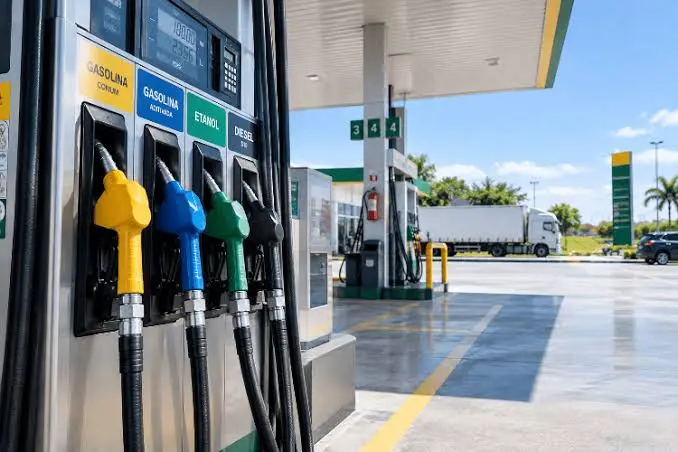 Governo prorroga subsídio ao diesel por mais 30 dias e mantém benefício de R$ 2,12 por litro